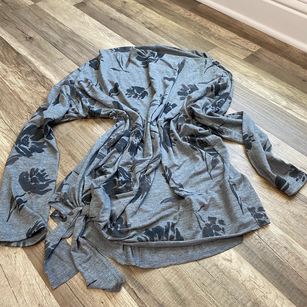 Maurice’s PLUS SIZE 1 long sleeve blouse.